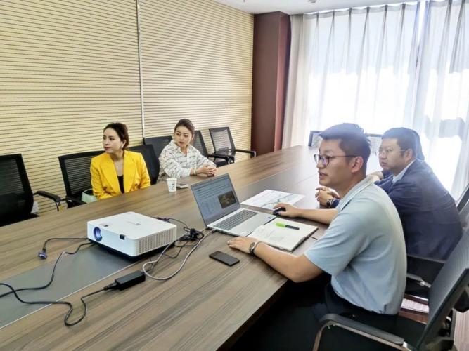 载誉而来，共享发展 至上教育咨询集团到访兰州奥体中心洽谈合作